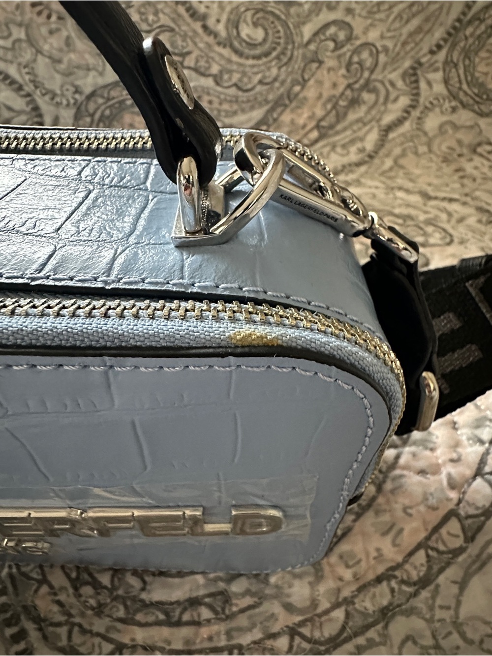 NWT: Karl Lagerfeld Simone Blue Faux-Croc Crossbody Camera Bag with Black Strap - Picture 6 of 6